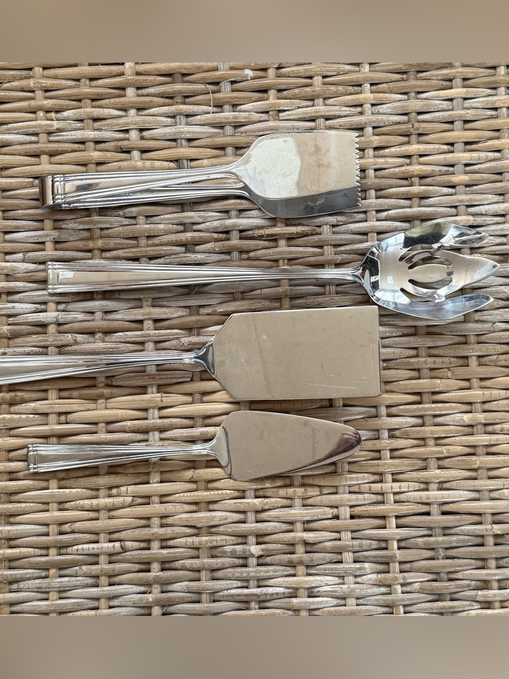 Reed & Barton Berkeley Stainless Steel Serving Set of 4 Pieces Shiny